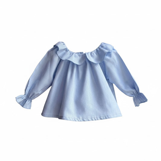 Blusa cuello corazón azul