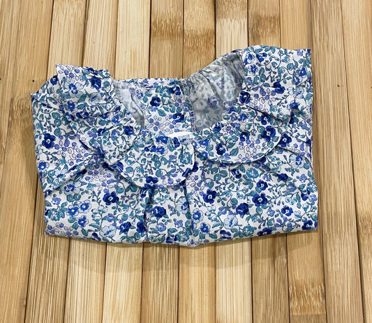 Blusa manga corta flores azules