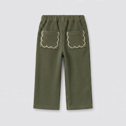 Pantalón pana verde caza bolsillos bordados